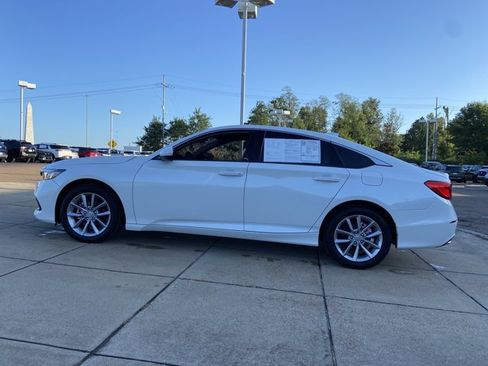 Used 2021 Honda Accord LX image 14