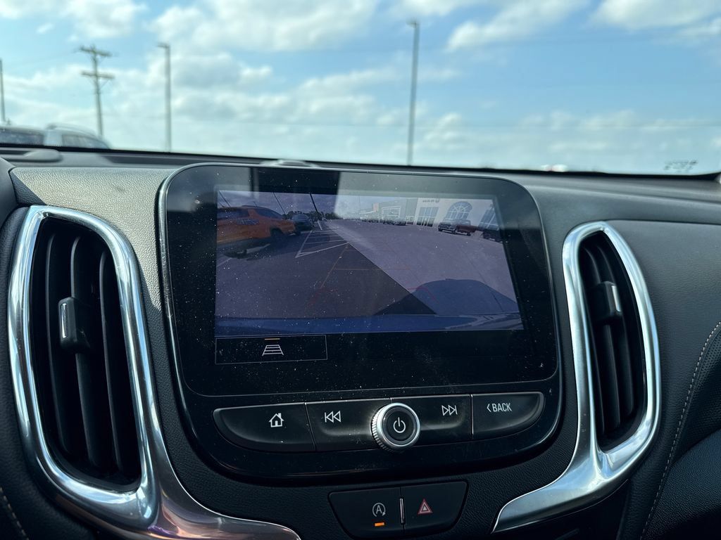 Used 2024 Chevrolet Equinox Premier FWD image 20