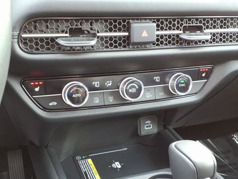 Certified 2024 Honda HR-V EX-L image 20
