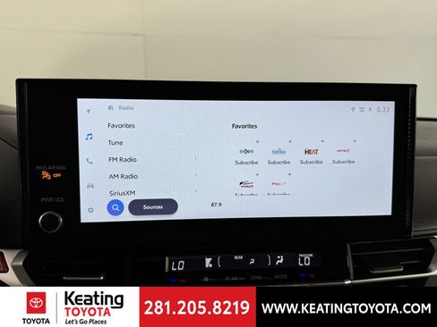 Certified 2025 Toyota Sienna XLE image 26