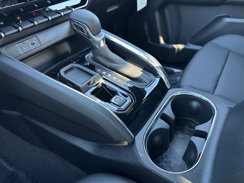 New 2026 GMC Canyon Elevation w/ Convenience Package image 23