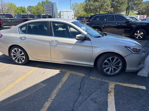Used 2013 Honda Accord Sport image 3