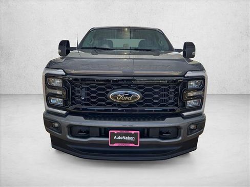 New 2026 Ford F250 Lariat w/ Black Appearance Package AWD/4WD image 6