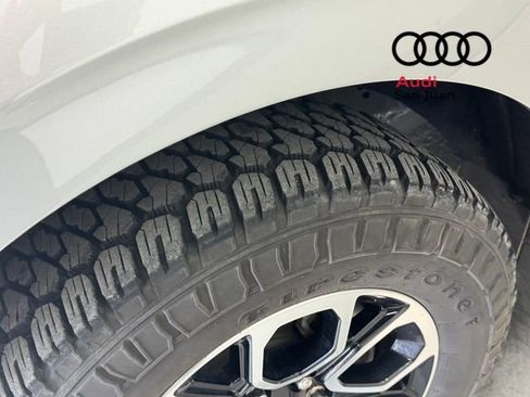 Used 2024 Ford Expedition XLT AWD/4WD image 6