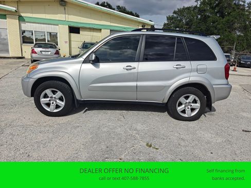 Used 2005 Toyota RAV4 4WD image 2