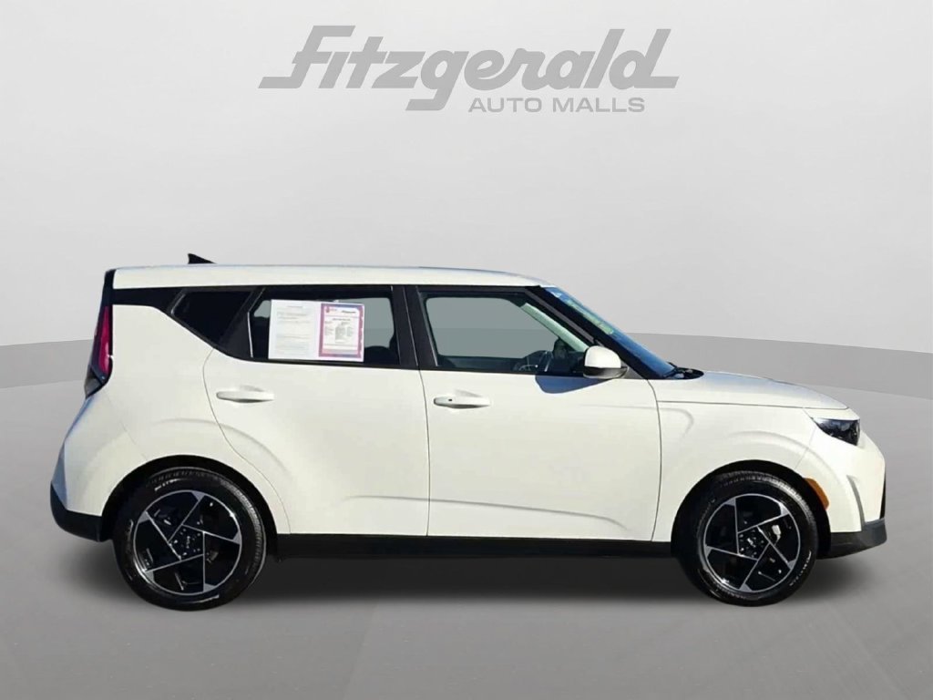 Used 2024 Kia Soul EX FWD image 9