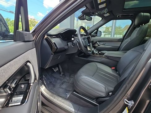Used 2023 Land Rover Range Rover Sport SE Dynamic AWD/4WD image 11