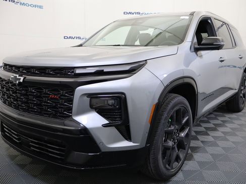 New 2026 Chevrolet Traverse RS FWD image 11