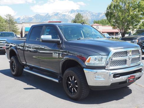 Used 2016 RAM 2500 Laramie AWD/4WD image 3