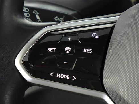 Used 2021 Volkswagen ID.4 Pro S w/ Gradient Package image 30