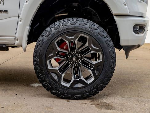 Used 2020 RAM 1500 Big Horn image 11