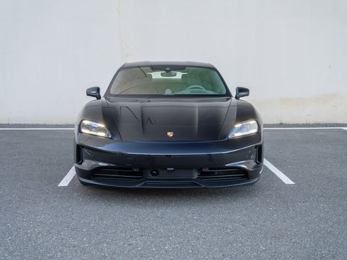 Certified 2026 Porsche Taycan AWD/4WD image 6