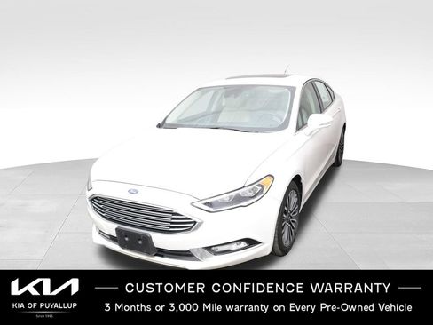 Used 2017 Ford Fusion Titanium FWD image 1