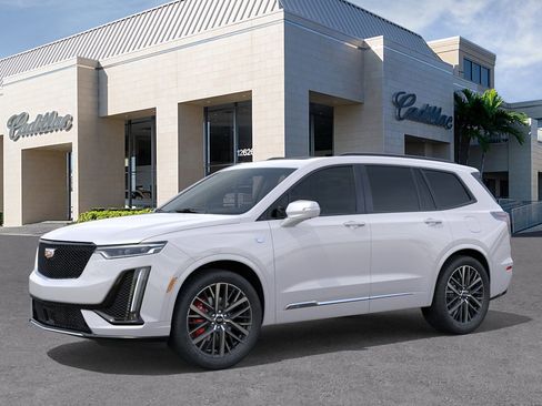 New 2025 Cadillac XT6 Sport w/ Platinum Package image 2