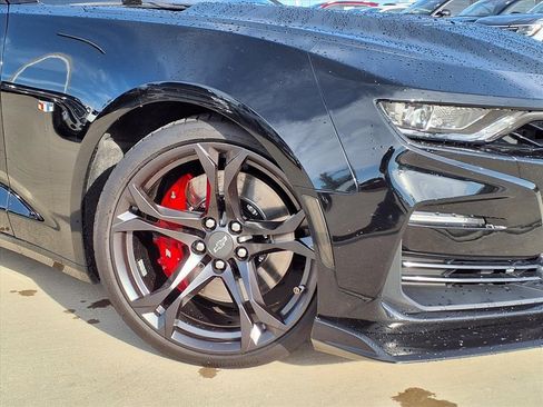 Used 2023 Chevrolet Camaro SS image 9