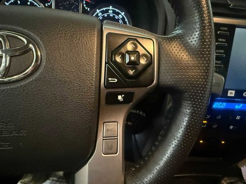 Used 2023 Toyota 4Runner Limited image 31