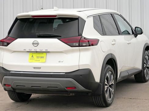 Used 2023 Nissan Rogue SV FWD image 45