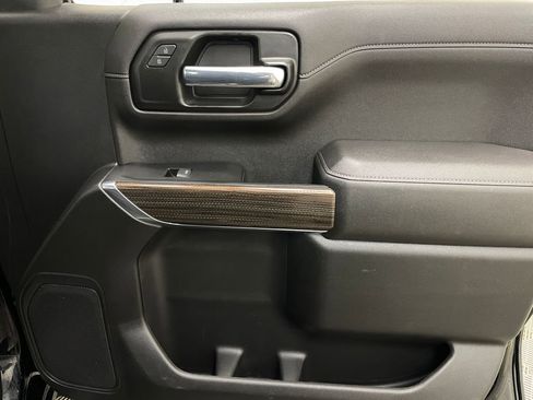 Used 2022 Chevrolet Silverado 1500 RST w/ LPO, Blackout Package image 40