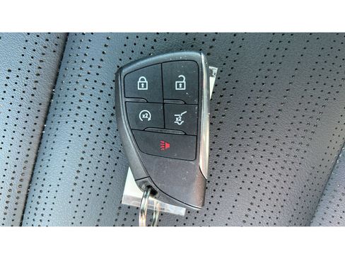 Certified 2026 Buick Enclave Sport Touring AWD/4WD image 34