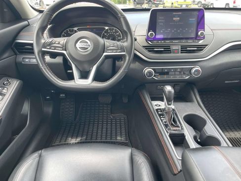 Used 2022 Nissan Altima 2.5 SR FWD image 17