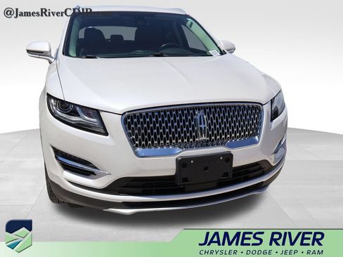 Used 2019 Lincoln MKC Select w/ Select Plus Package FWD image 6
