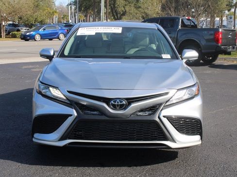 Used 2023 Toyota Camry XSE FWD image 5