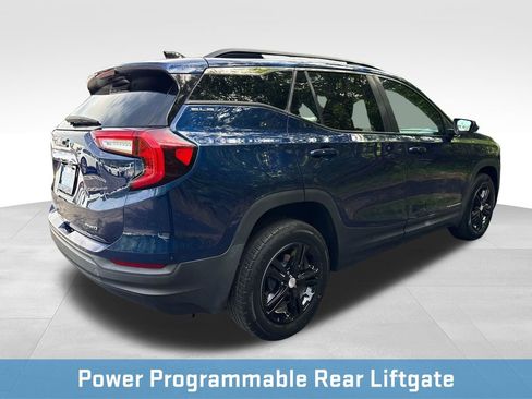 Used 2022 GMC Terrain SLE w/ Driver Convenience Package AWD/4WD image 8