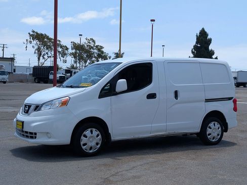 Used 2021 Nissan NV200 SV FWD image 3