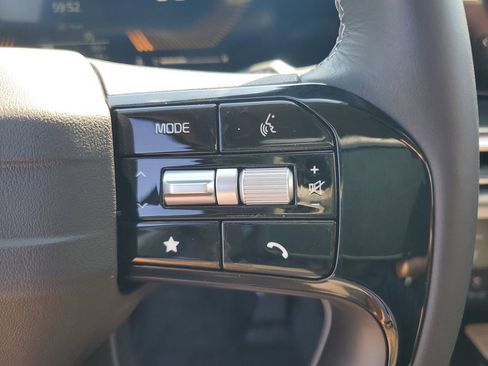 New 2026 Kia Sorento S image 13