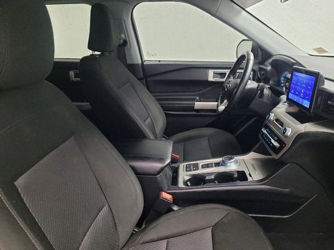 Used 2023 Ford Explorer XLT RWD image 21