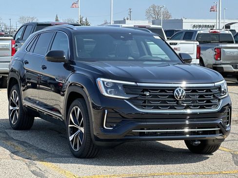 New 2026 Volkswagen Atlas Cross Sport SEL Premium R-Line image 7