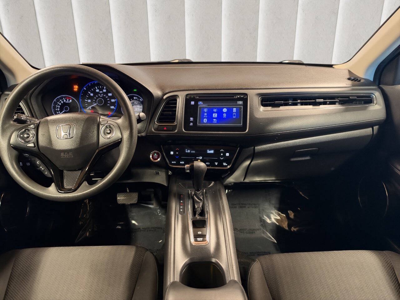 Used 2018 Honda HR-V EX image 9