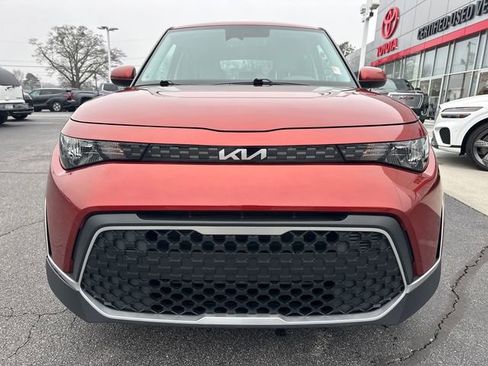 Used 2024 Kia Soul LX image 8
