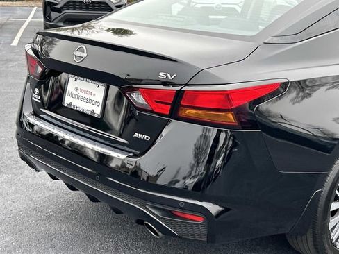 Used 2023 Nissan Altima 2.5 SV w/ SV Premium Package image 11