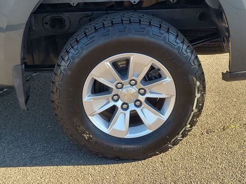 Used 2019 Chevrolet Silverado 1500 LT w/ All-Star Edition image 16