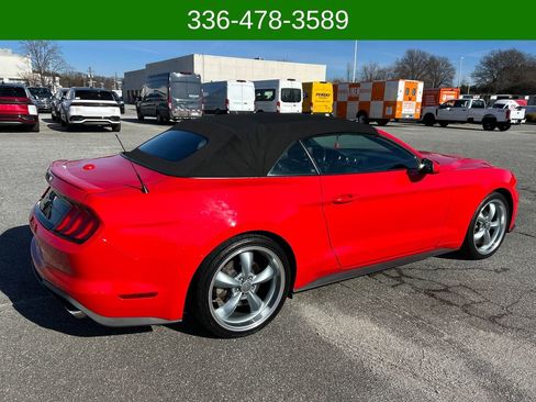 Used 2021 Ford Mustang Premium image 5