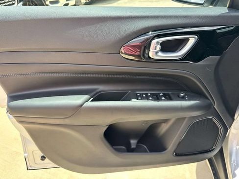 New 2026 Jeep Compass Latitude AWD/4WD image 21