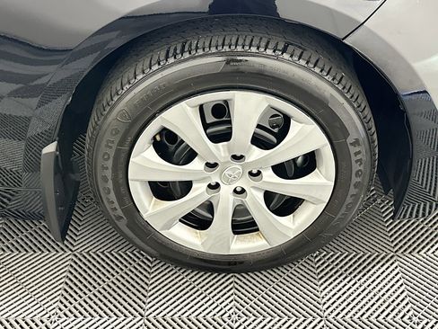Certified 2025 Toyota Corolla LE image 11