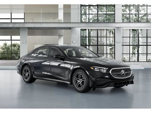 New 2026 Mercedes-Benz E 350 4MATIC Sedan image 11