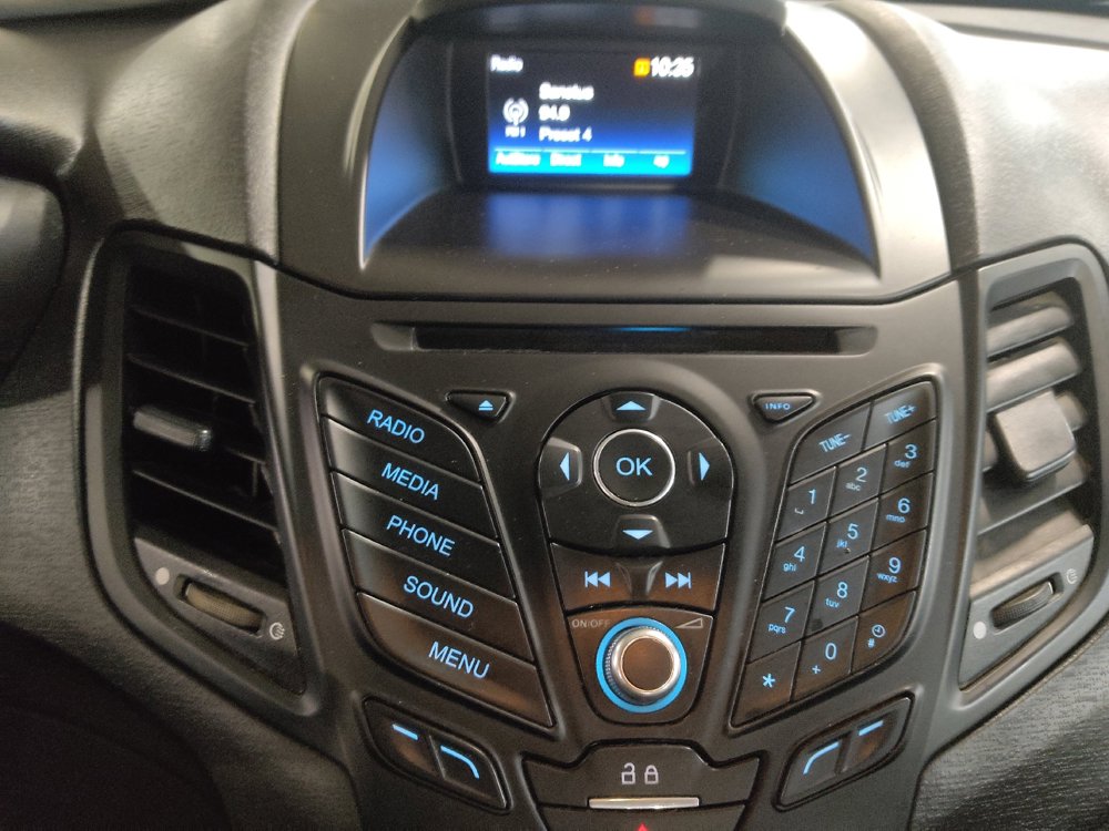 Used 2018 Ford Fiesta SE FWD image 25
