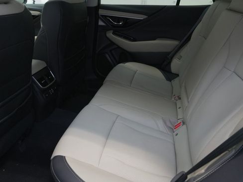 Used 2025 Subaru Outback Limited image 30