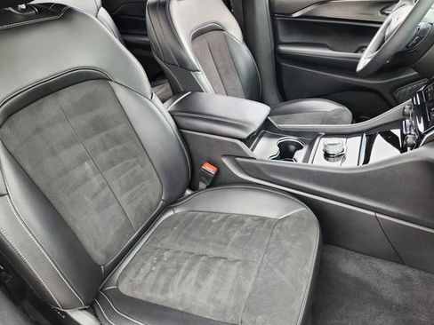 Certified 2025 Jeep Grand Cherokee L Altitude image 13