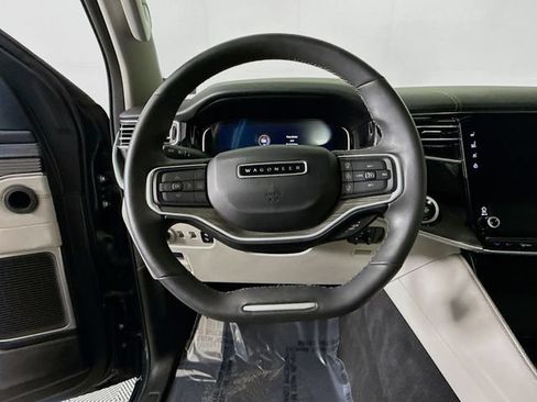 Used 2023 Jeep Wagoneer Series III w/ Rear Seat Video Group 1 AWD/4WD image 11