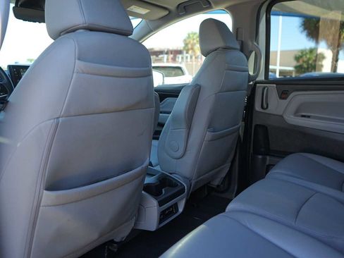 Used 2023 Honda Odyssey Touring image 13