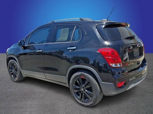 Used 2019 Chevrolet Trax LT w/ Redline Edition FWD image 5