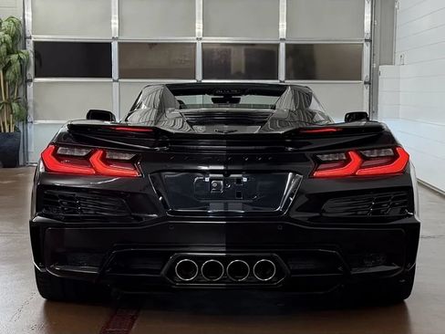 Used 2023 Chevrolet Corvette Z06 RWD image 4