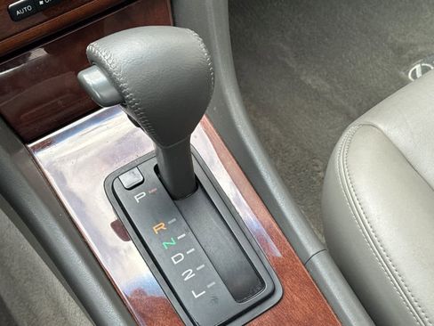 Used 2001 Lexus ES 330 image 20