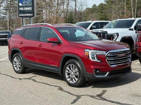 Used 2023 GMC Terrain SLT w/ LPO, Floor Liner Package AWD/4WD image 25