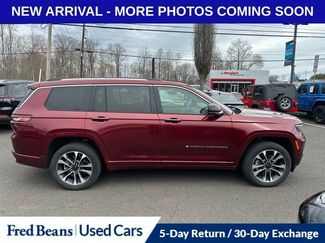 Used 2022 Jeep Grand Cherokee L Overland w/ Luxury Tech Group IV video 3