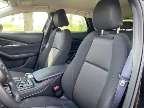 Used 2023 MAZDA CX-30 AWD 2.5 S image 2